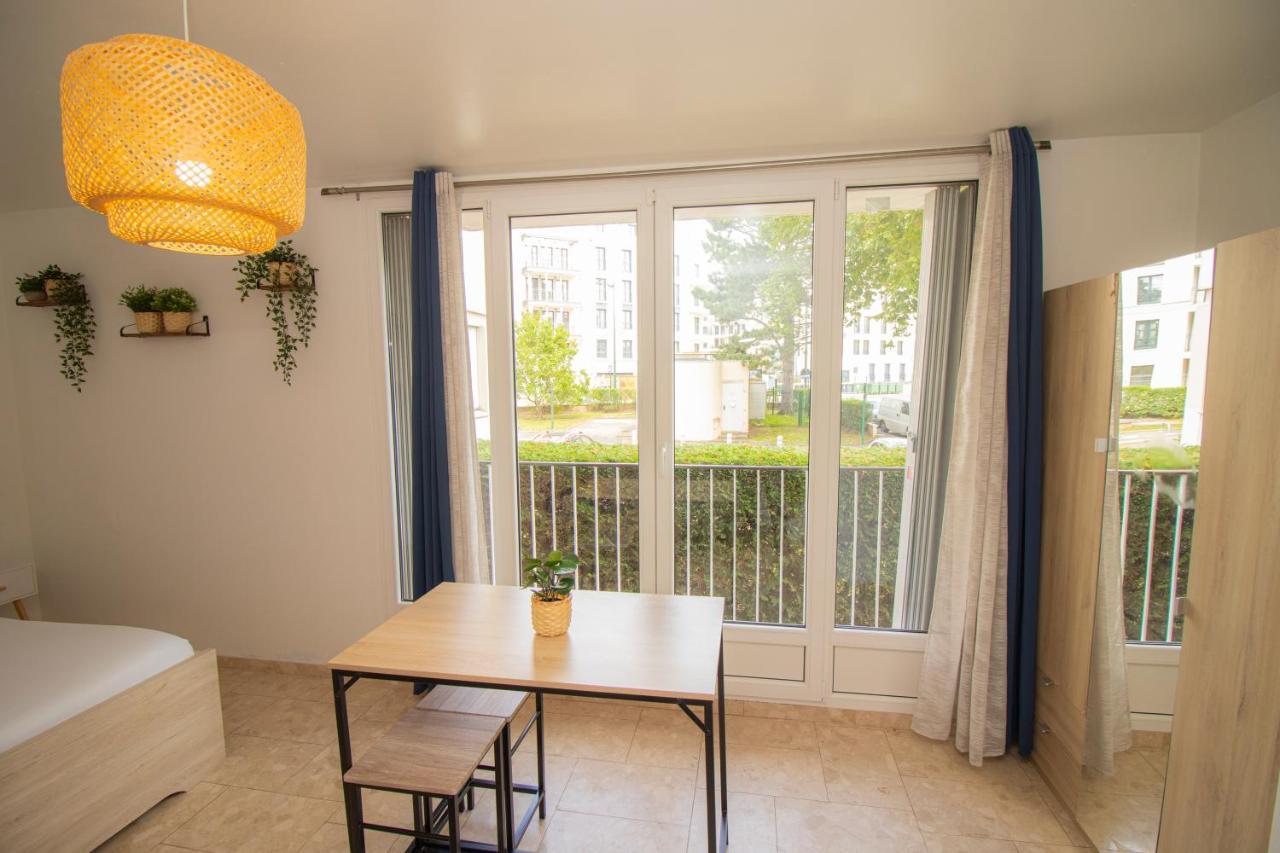 L'Estival Room Logement En Colocation Le Plessis-Robinson Exterior photo